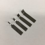 横から刃を当てる曲刃