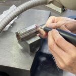 超音波研磨機開発中