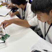 職場体験でモノリスト超音波振動子駆動キットMLS-01を使いました