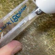 アクリル5mm×180mmは再付着します/超音波カッター