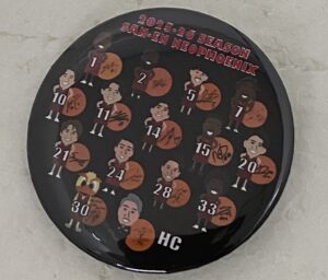 インスタフォローで缶バッチプレゼント